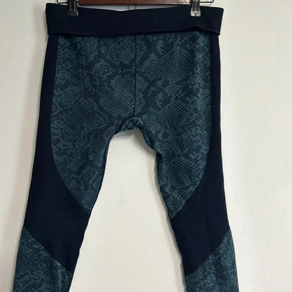 Joy Lab Snake Skin Print Leggings Women's L Fold Over Waist‎ Athleisure Athletic - Picture 8 of 11